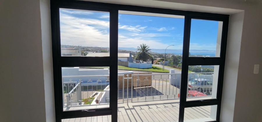 9 Bedroom Property for Sale in Jeffreys Bay Central Eastern Cape